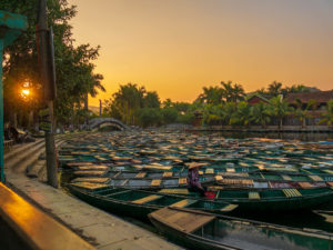 Les centaines de barques de Tam Coc