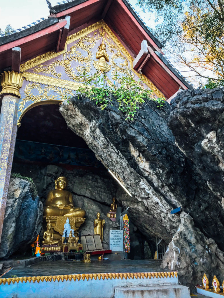 Le bouddha en haut de la Phou Si mountain