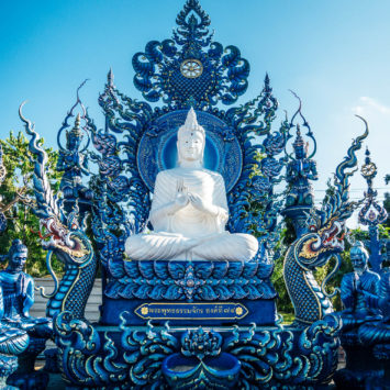 Une journée à Chiang Rai: 3 pays, une maison noire, un temple bleu et des chats!