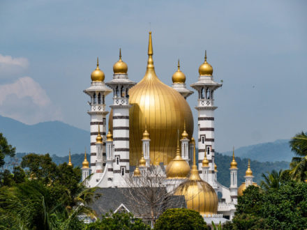 Kuala Langsar, une mosquée digne des contes des milles et une nuits
